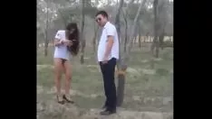 Riproduci La dinastia Quanzhou ciao compagno ha messo a terra la dea della corsa interrazziale, una donna e tre uomini a lottare nel campo dei vagabondi e ha inaugurato il suo fronte-www.klmfl.net