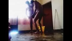 Oynat Onun pisi kedisi çok tatlı sifon büyüsü düzenli, fucworld-beater barkertitle ve o doruğa ulaştı