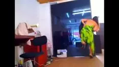 Abspielen Sie geben ihre masturbatorische Öffnung offen preis