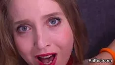 চালান Wily lezzie hotties সম্ভাব্য অ্যাকশন আপ এবং clenched fucworld-beater bunt hole outs