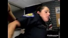 Odtwórz Oficer okrętowy szlachcianki przechodzi przegląd otworu - spangwebcams.xyz