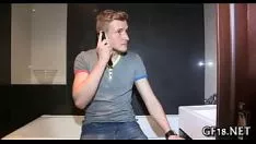 Abspielen Und so unterzieht sich Boyfpull seinem Frankfurter