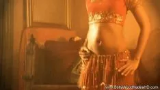 Reproduzir Princesa nobre faz uma saltação digna de Bollywood
