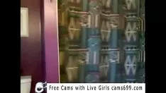 Jouer Missy la cam publie un enregistrement vidéo porno adolescent