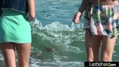 再生 (シェイ・サマータイムズ＆ブリアナ・オシェア) 思春期の印象的なミッシーが熱いレズビアン交尾をする vid-25