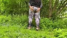 Riproduci Bbw amatoriale sexy si masturba il mio cazzo in natura