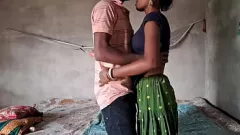 Reproduzir Conversa suja das irmãs Desi e foda anal difícil em rede arrastão e saia