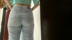 Abspielen Candid Cam mit dem perfekten Arsch meiner Latina Stiefschwester