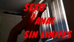 Afspelen Perla Lopez's anale inferno orgie