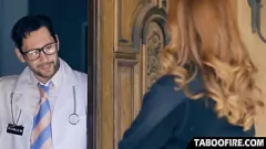 Putar Persetan Tegar MILF yang putus asa di Klinik Kesuburan yang Teduh