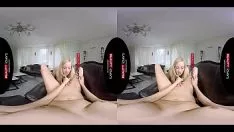Redare Devotații lumii - tribada siciliei suferă