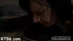 চালান সুন্দর স্কার্ট জন্য উত্সাহী মোকাবেলা